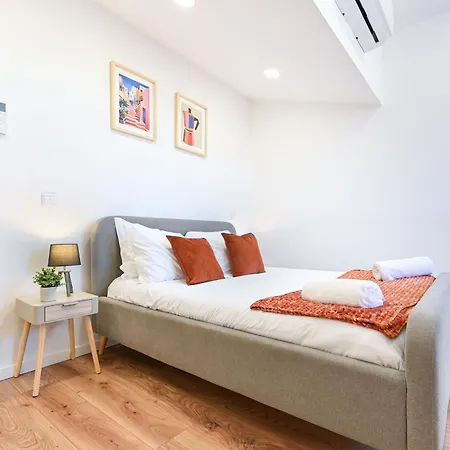 Apartment Florent By Se